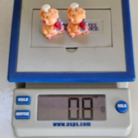 Russ Berrie Hogs 'N Kisses Pig Piggy Figurine Chef Hat Hugs Hearts Lot of 2 Vtg - Picture 11 of 12